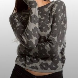 BRAND NEW JOHN & JENN long sleeve floral cropped sweater